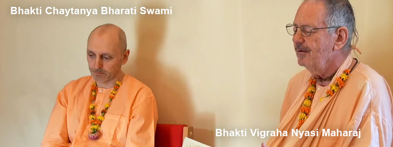 «Shri Chaytanya Charitamrita. Adi Lila 4» | Live class the morning of 25 July 2018 at the Bhakti Yoga Institute of West London by Sripad Bhakti Vigraha Nyasi Maharaj and Sripad Bhakti Chaitanya Bharati Maharaj.